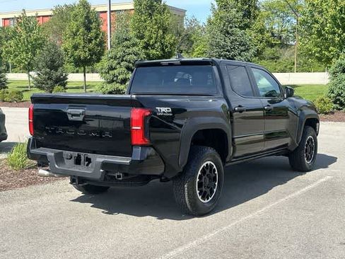 Used 2024 Toyota Tacoma TRD Off-Road AWD/4WD image 28
