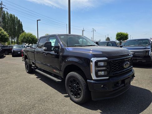 New 2025 Ford F350 Lariat w/ Lariat Ultimate Package image 3