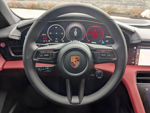 New 2026 Porsche Taycan image 15