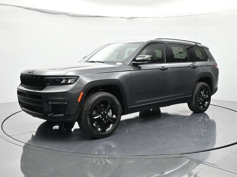 New 2025 Jeep Grand Cherokee L Limited image 1