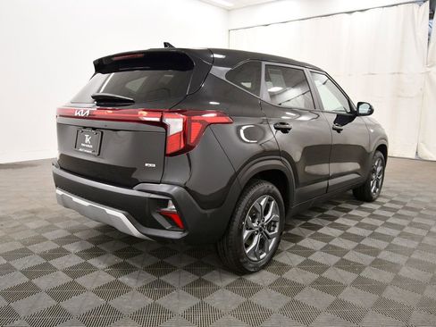 Certified 2026 Kia Seltos LX AWD/4WD image 8