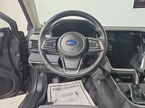 Certified 2025 Subaru Outback Premium AWD/4WD image 15