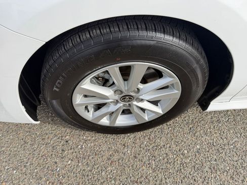 Used 2025 Toyota Camry LE image 30