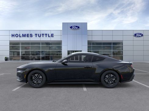 New 2026 Ford Mustang GT RWD image 3