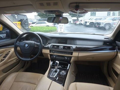Used 2013 BMW 528i Sedan RWD image 12