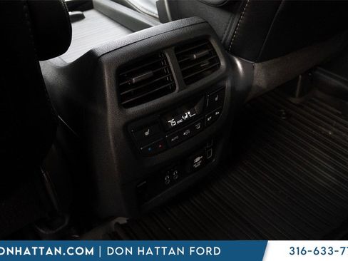 Used 2022 Honda Pilot Touring image 24