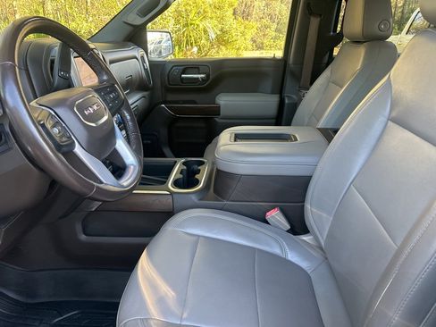 Used 2019 GMC Sierra 1500 SLT w/ SLT Premium Plus Package image 9