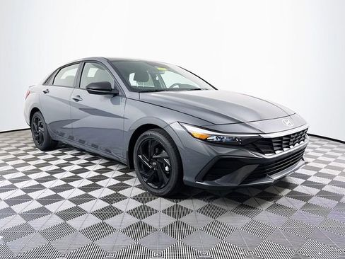 New 2026 Hyundai Elantra Sport FWD image 10