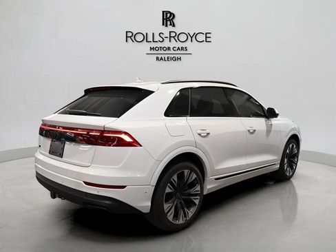 Used 2025 Audi Q8 Premium w/ Black Optic Package AWD/4WD image 4