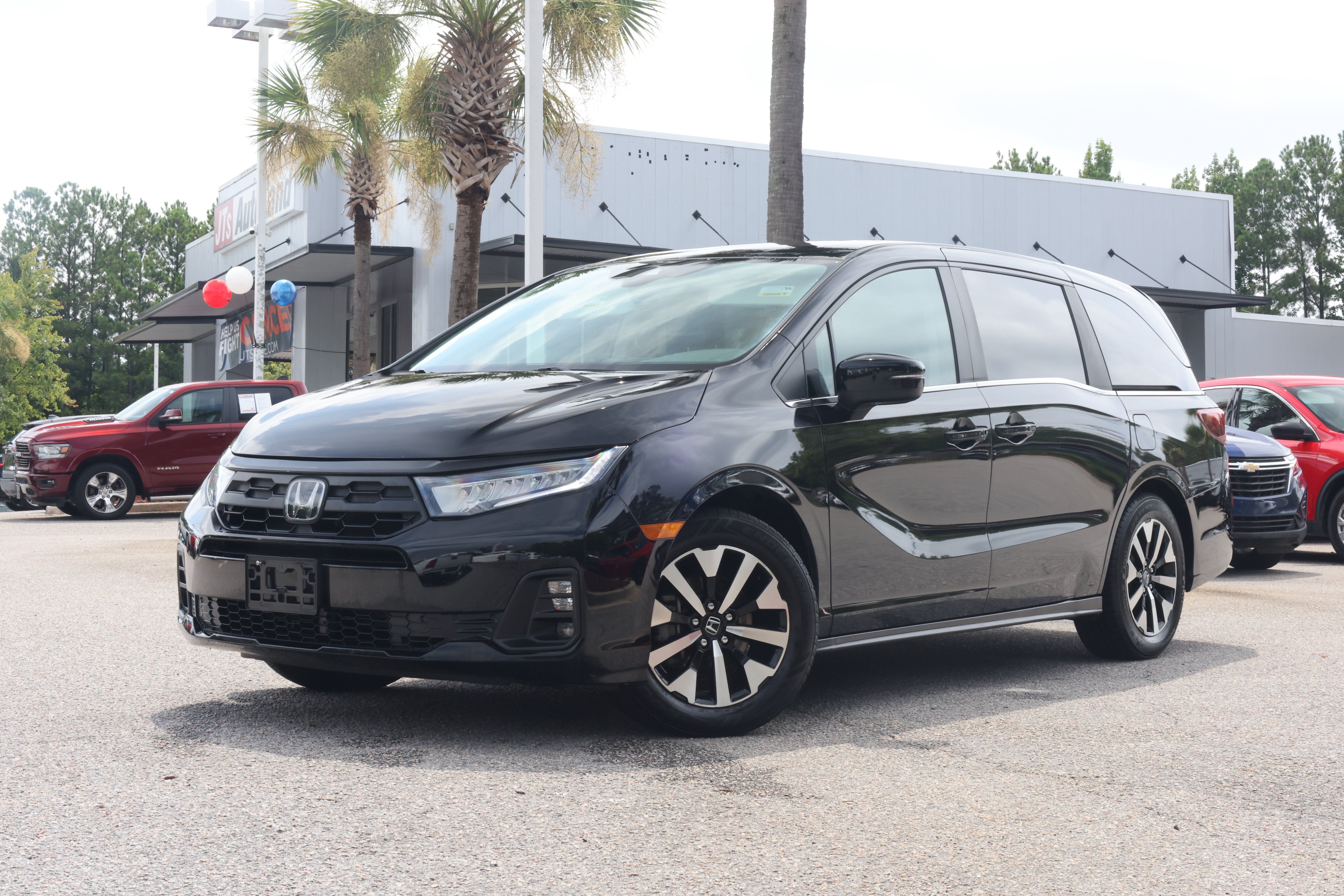 Used 2025 Honda Odyssey EX-L image 1