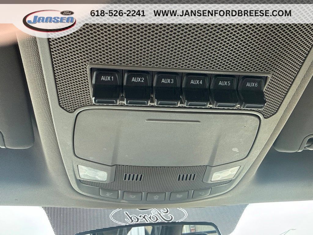 Used 2017 Ford F350 XL w/ Power Equipment Group AWD/4WD image 23