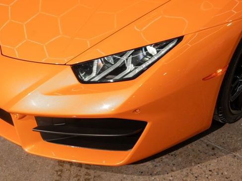 Used 2019 Lamborghini Huracan LP 580-2 image 31