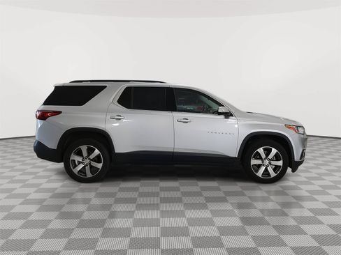 Used 2019 Chevrolet Traverse LT w/ LT Premium Package FWD image 31