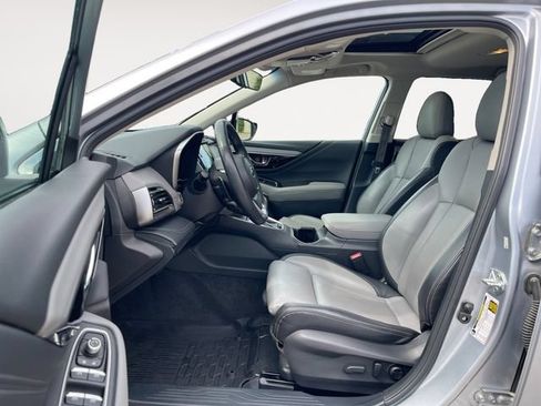 Used 2021 Subaru Outback Limited AWD/4WD image 9