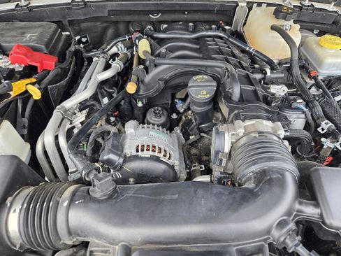 Used 2022 Jeep Wrangler Unlimited Sport AWD/4WD image 30