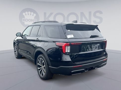 New 2026 Ford Explorer ST-Line AWD/4WD image 8