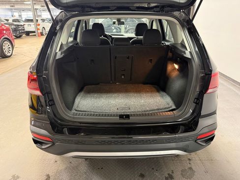 Used 2022 Volkswagen Taos S image 20