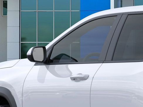 New 2026 Chevrolet Equinox LT FWD image 12