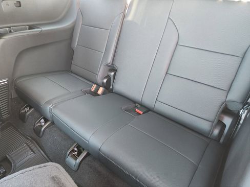 New 2026 Chevrolet Traverse LT image 20