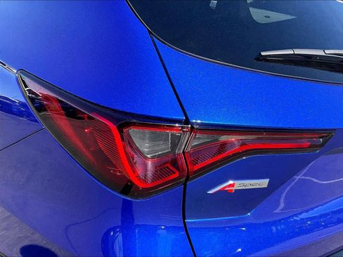 Used 2023 Acura MDX A-Spec image 31