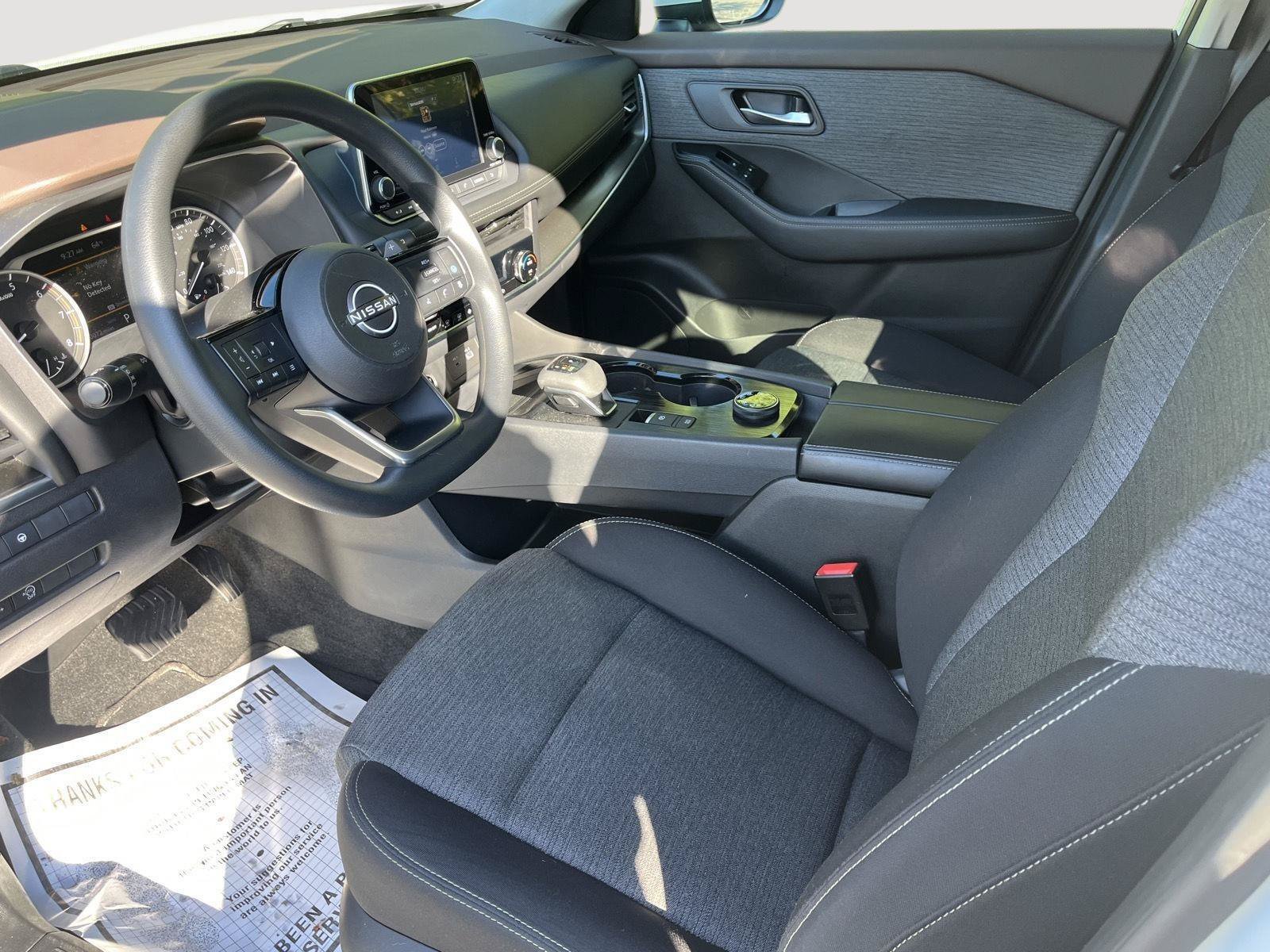 Used 2023 Nissan Rogue SV AWD/4WD image 22