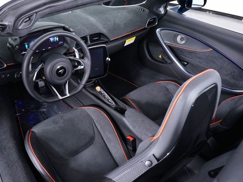 New 2026 McLaren Artura image 32