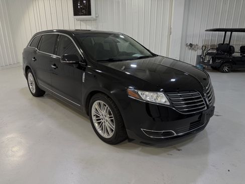Used 2018 Lincoln MKT AWD w/ Technology Package image 8