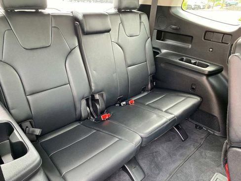 Used 2022 Kia Telluride EX w/ EX Premium Package image 26