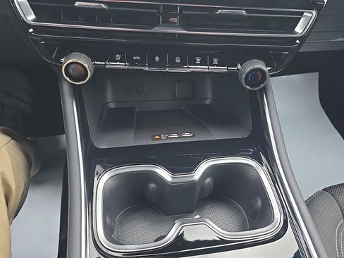 New 2026 Chevrolet Traverse LT w/ Driver Confidence Package image 16