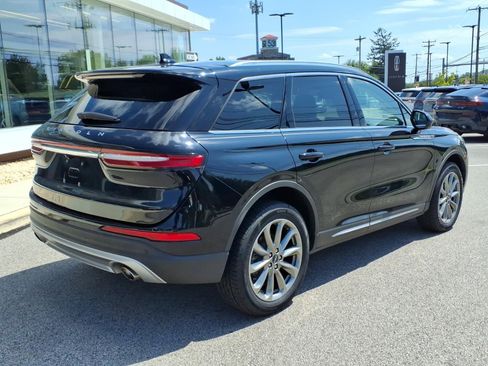 Certified 2022 Lincoln Corsair AWD w/ Premium Package image 4