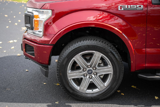 Used 2019 Ford F150 XLT w/ Equipment Group 302A Luxury AWD/4WD image 10