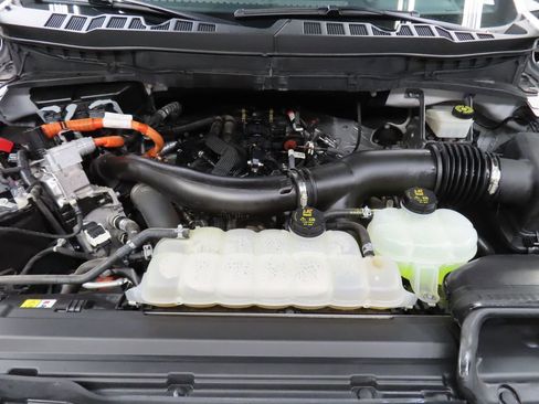 Used 2024 Ford F150 Platinum AWD/4WD image 43