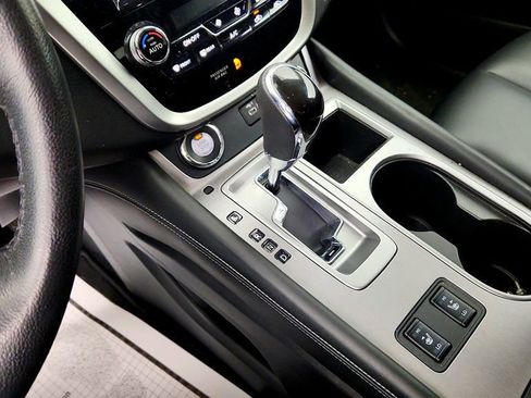 Used 2024 Nissan Murano SV w/ SV Midnight Edition Package AWD/4WD image 16