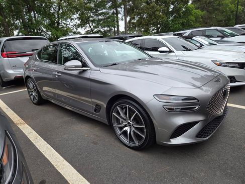 Used 2025 Genesis G70 2.5T RWD image 4