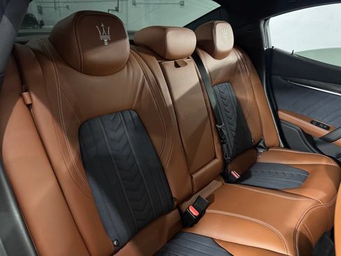 Used 2019 Maserati Ghibli S GranLusso AWD/4WD image 42