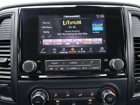 Used 2022 Nissan Titan SV RWD image 9