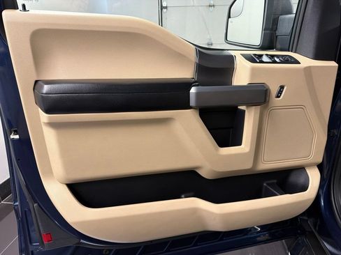 Used 2016 Ford F150 XLT w/ Equipment Group 302A Luxury AWD/4WD image 28