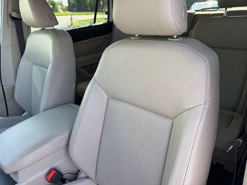 Used 2019 Volkswagen Atlas SE w/ Panoramic Sunroof Package AWD/4WD image 13