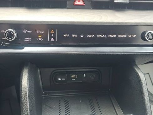Used 2025 Kia Sportage X-Line AWD/4WD image 20