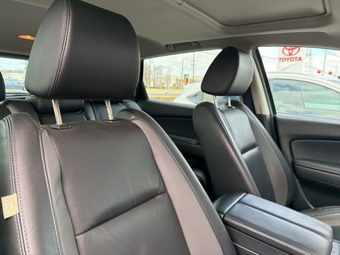 Used 2010 MAZDA CX-9 Touring w/ Moonroof & Bose Audio Pkg image 10