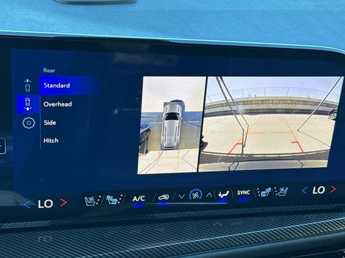 New 2026 Chevrolet Traverse High Country w/ LPO, Floor Liner Package AWD/4WD image 24