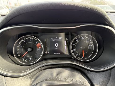 Used 2019 Jeep Cherokee Latitude Plus w/ Cold Weather Group image 22