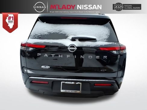 New 2026 Nissan Pathfinder SV image 6