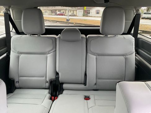 New 2026 Ford Expedition Max Platinum w/ Driver's Package image 32