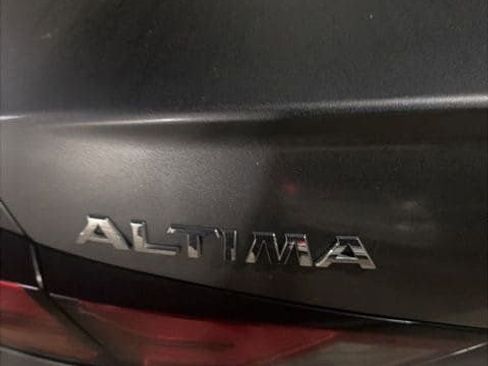 Used 2021 Nissan Altima 2.5 SV image 5