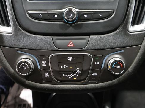 Used 2016 Chevrolet Malibu LT FWD image 29