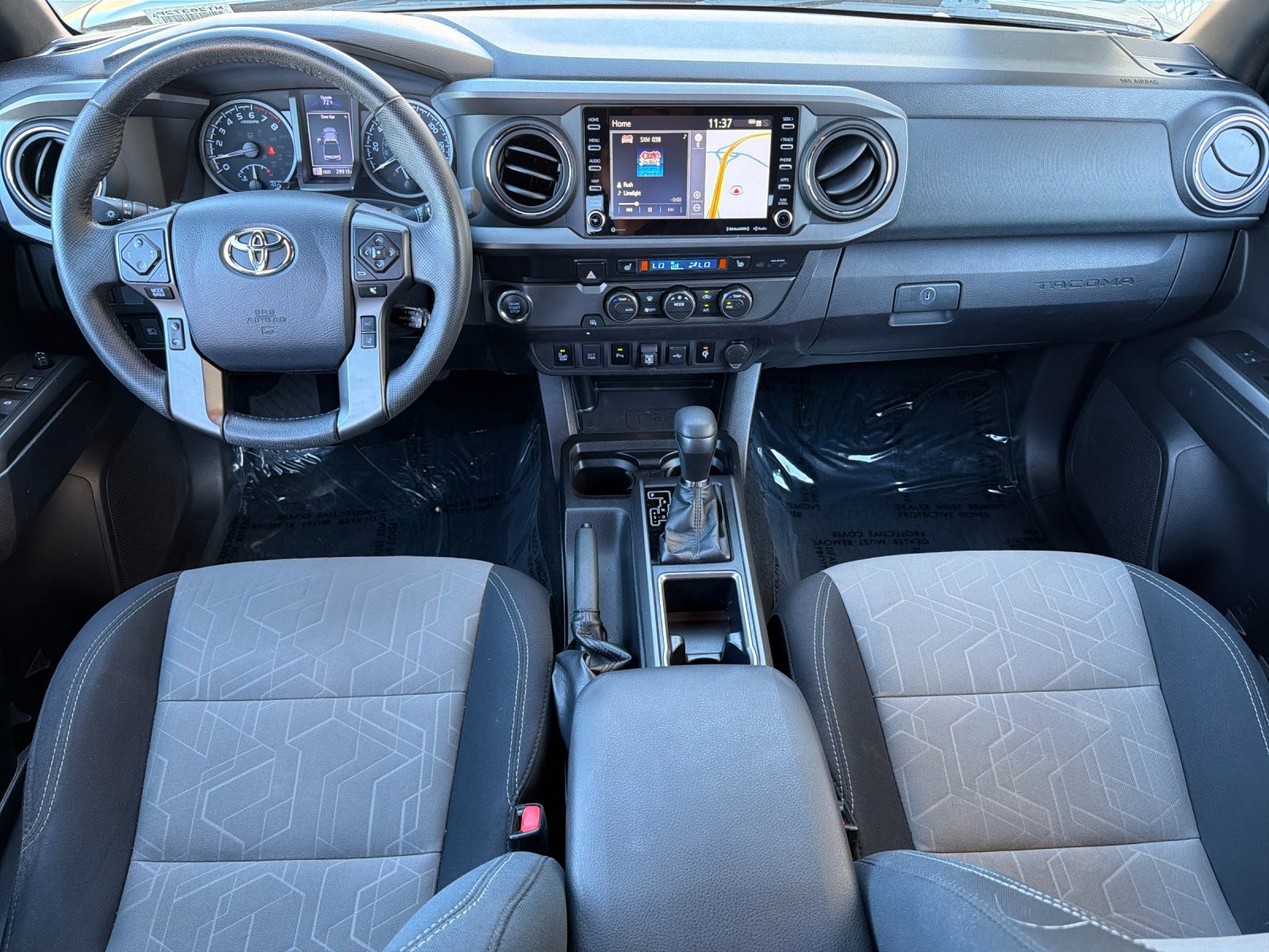 Used 2020 Toyota Tacoma 2WD Double Cab image 12