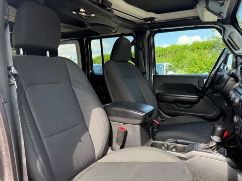 Used 2020 Jeep Wrangler Unlimited Sport AWD/4WD image 22