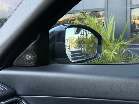 Used 2018 Jaguar E-PACE S image 34