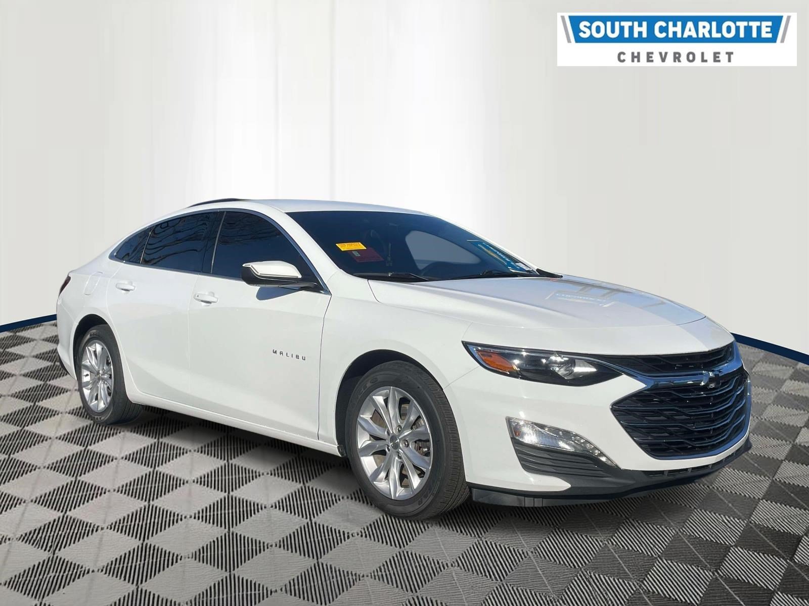 Used 2023 Chevrolet Malibu LT FWD image 3